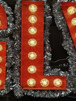 L